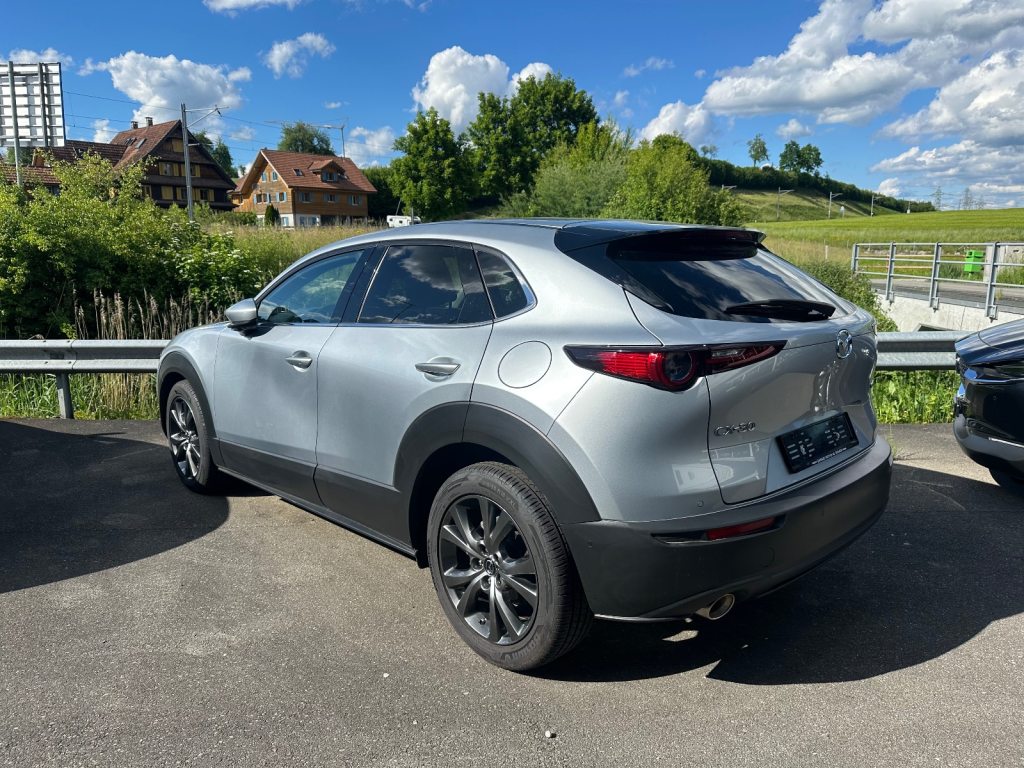 MAZDA CX-30 2.0 186 Revolution, Benzin, Occasion / Gebraucht, Automatik - 2