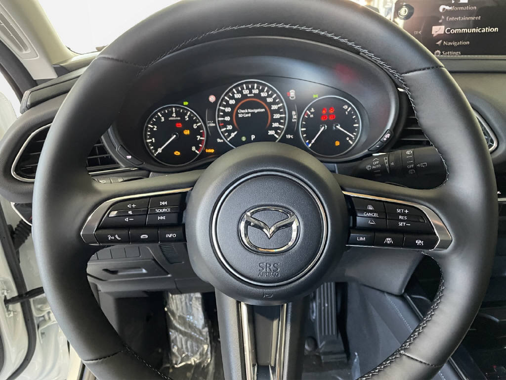 MAZDA CX-30 2.5 Exclusive-Line, Hybride Léger Essence/Électricité, Occasion / Utilisé, Automatique - 5