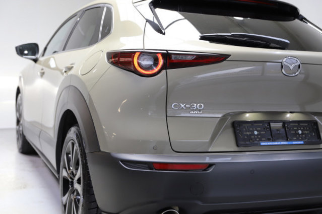 MAZDA CX-30 X 186 Homura AWD AT, Mild-Hybrid Benzin/Elektro, Occasion / Gebraucht, Automatik - 4