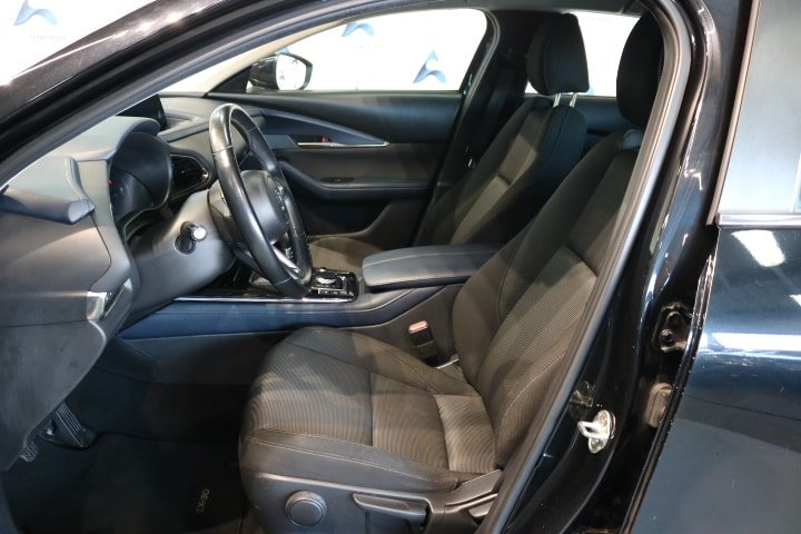 MAZDA CX-30 SKYACTIV-X M Hybrid 180 Ambition Plus FWD, Mild-Hybrid Petrol/Electric, Second hand / Used, Manual - 2