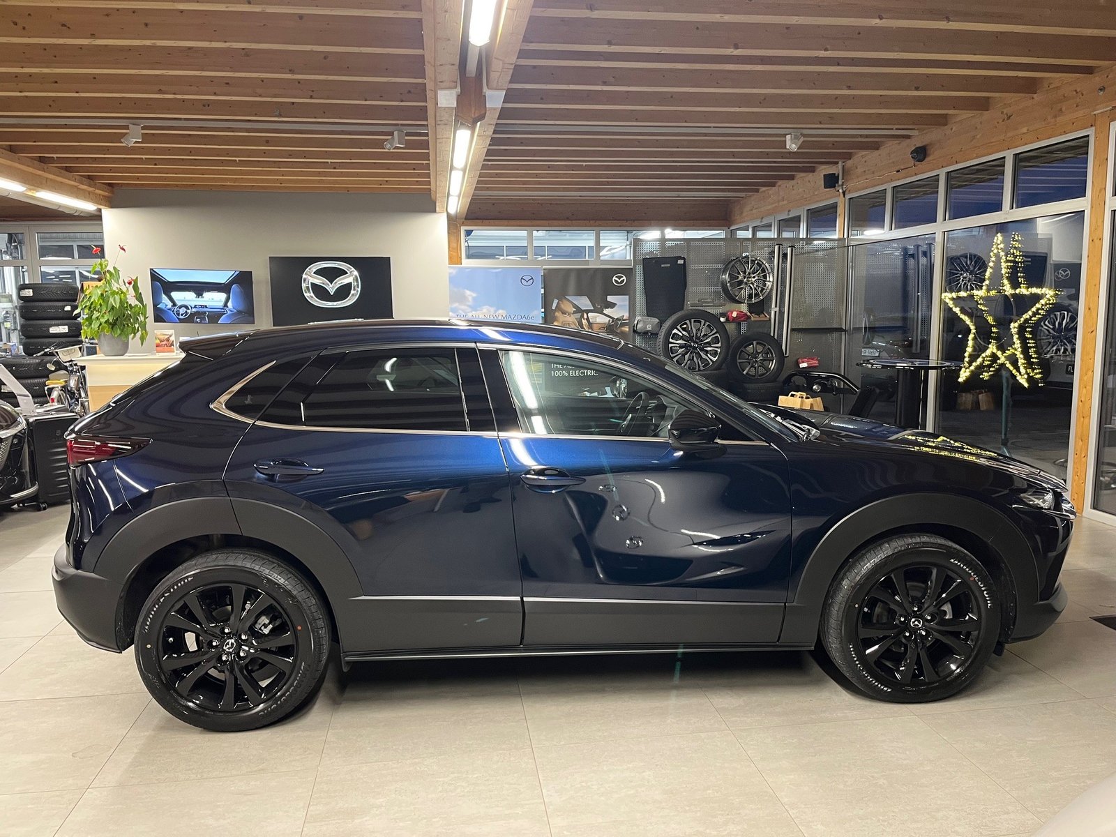 MAZDA CX-30 SKYACTIV-X 186 M Hybrid Homura FWD AT, Hybride Léger Essence/Électricité, Voiture nouvelle, Automatique - 4