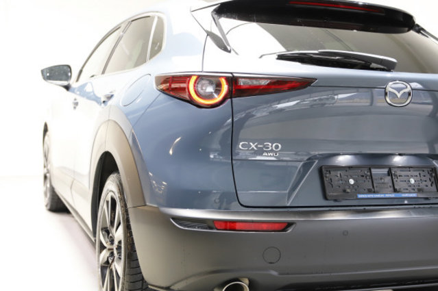 MAZDA CX-30 X 186 Homura AWD AT, Hybride Léger Essence/Électricité, Occasion / Utilisé, Automatique - 4