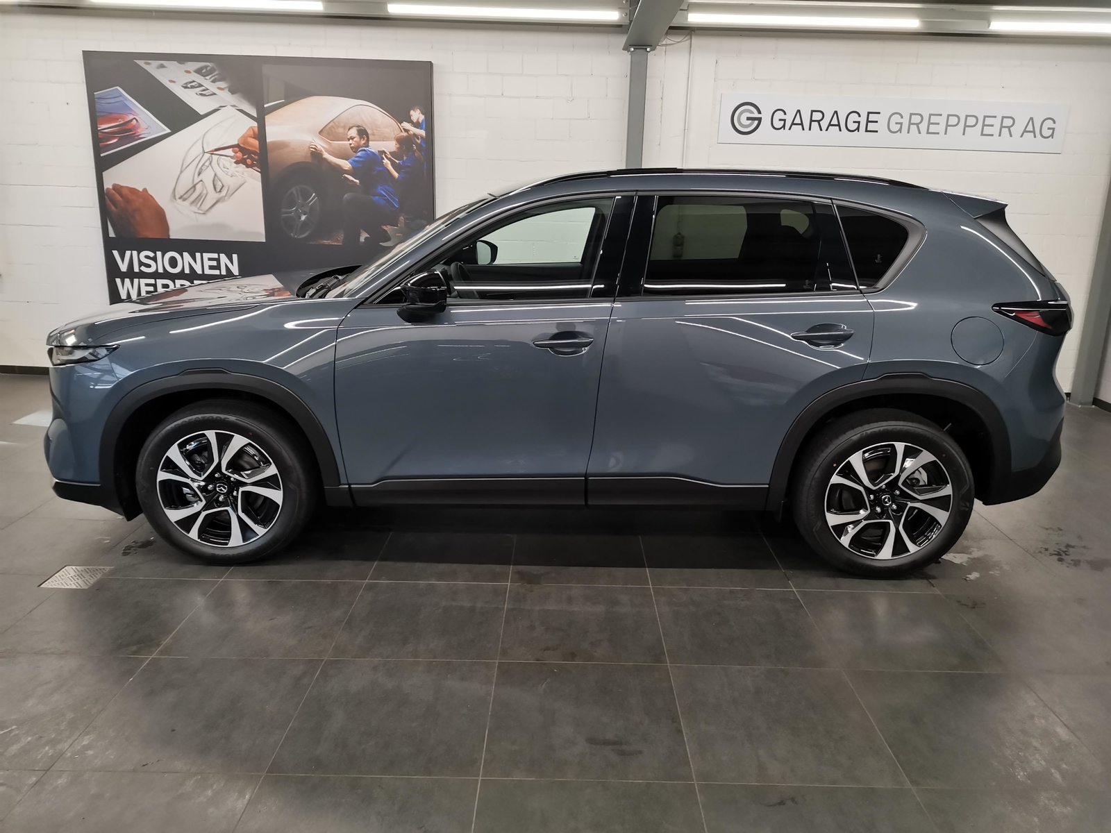 MAZDA CX-5 2.5 Centre-Line, Mild-Hybrid Petrol/Electric, New car, Automatic - 3