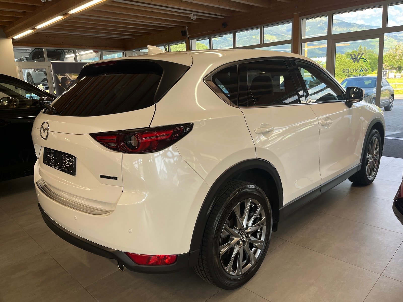 MAZDA CX-5 SKYACTIV-G 194 Revolution AWD Automat, Petrol, Second hand / Used, Automatic - 4