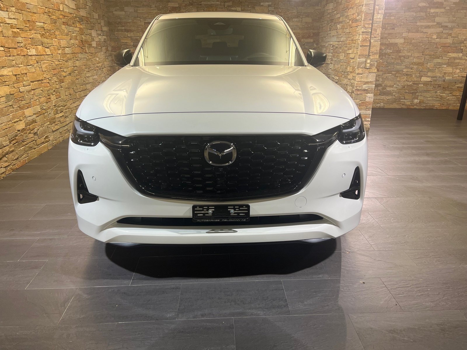 MAZDA CX-60 e-Skyactiv PHEV 327 AWD Homura Plus, Plug-in-Hybrid Benzin/Elektro, Occasion / Gebraucht, Automatik - 2