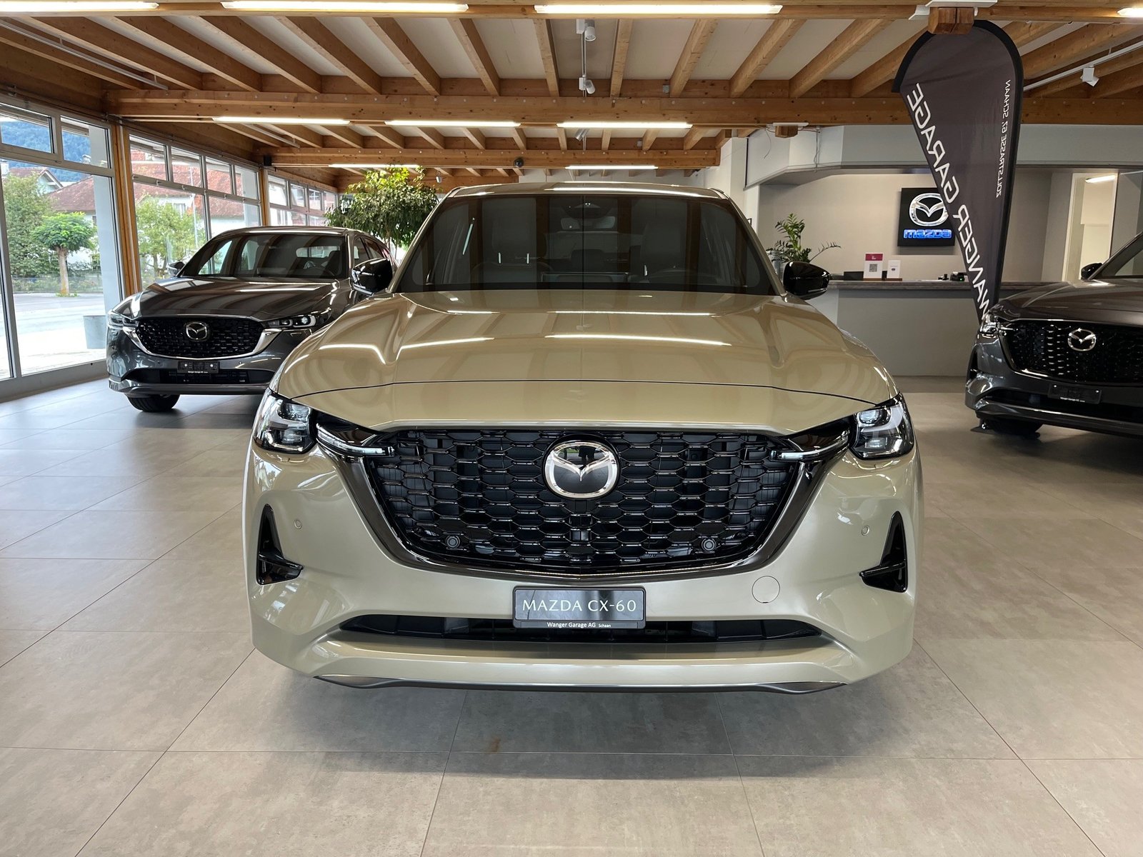 MAZDA CX-60 e-Skyactiv PHEV 327 AWD Homura, Plug-in-Hybrid Benzina/Elettrica, Auto nuove, Automatico - 2