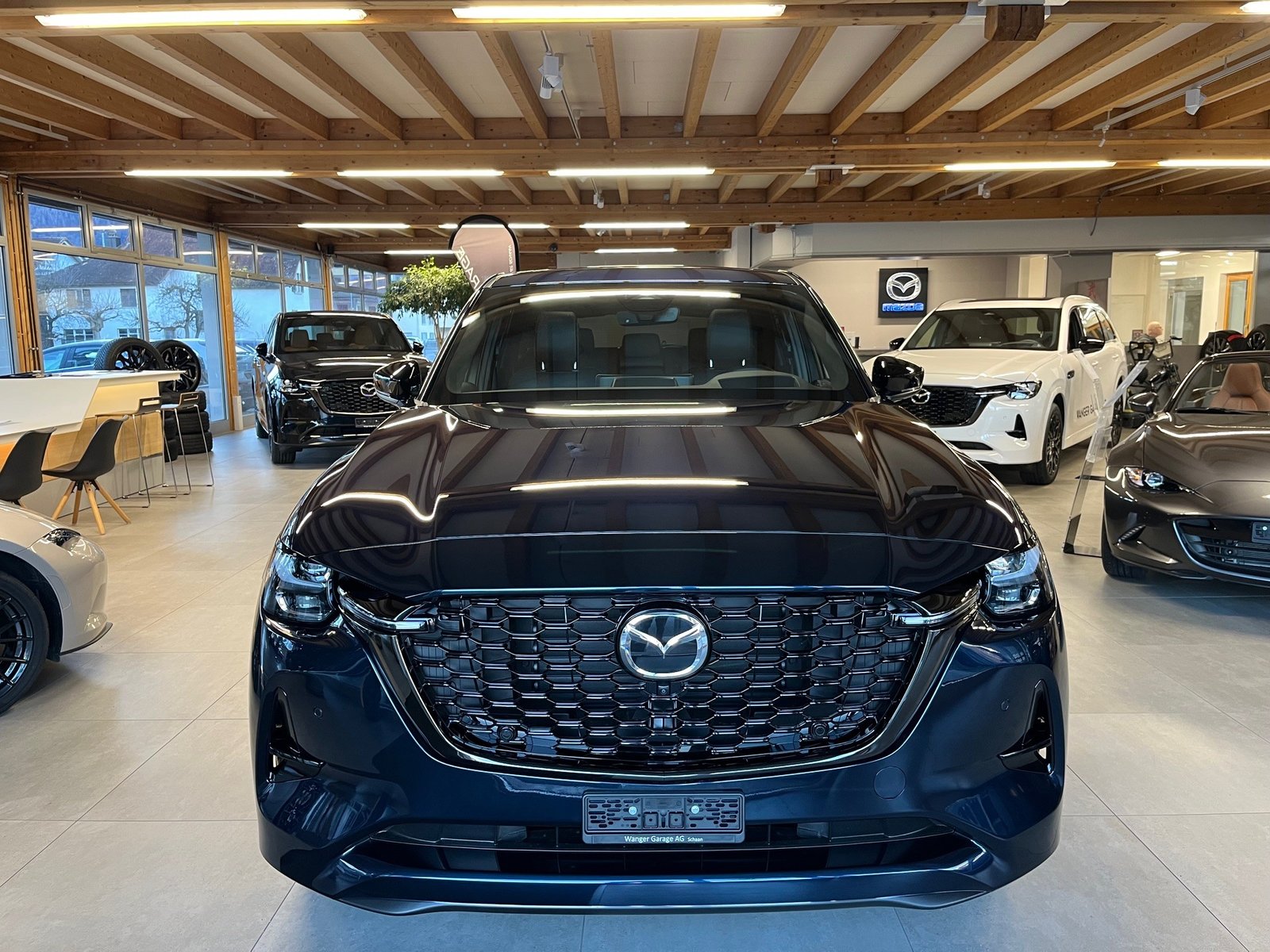MAZDA CX-60 e-Skyactiv PHEV 327 AWD Homura Plus, Plug-in-Hybrid Benzin/Elektro, Neuwagen, Automatik - 2