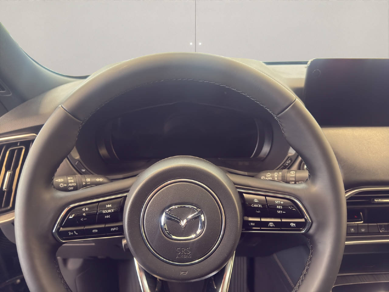 MAZDA CX-60 2.5 PHEV 327 PS Homura Plus AWD, Plug-in-Hybrid Petrol/Electric, New car, Automatic - 6