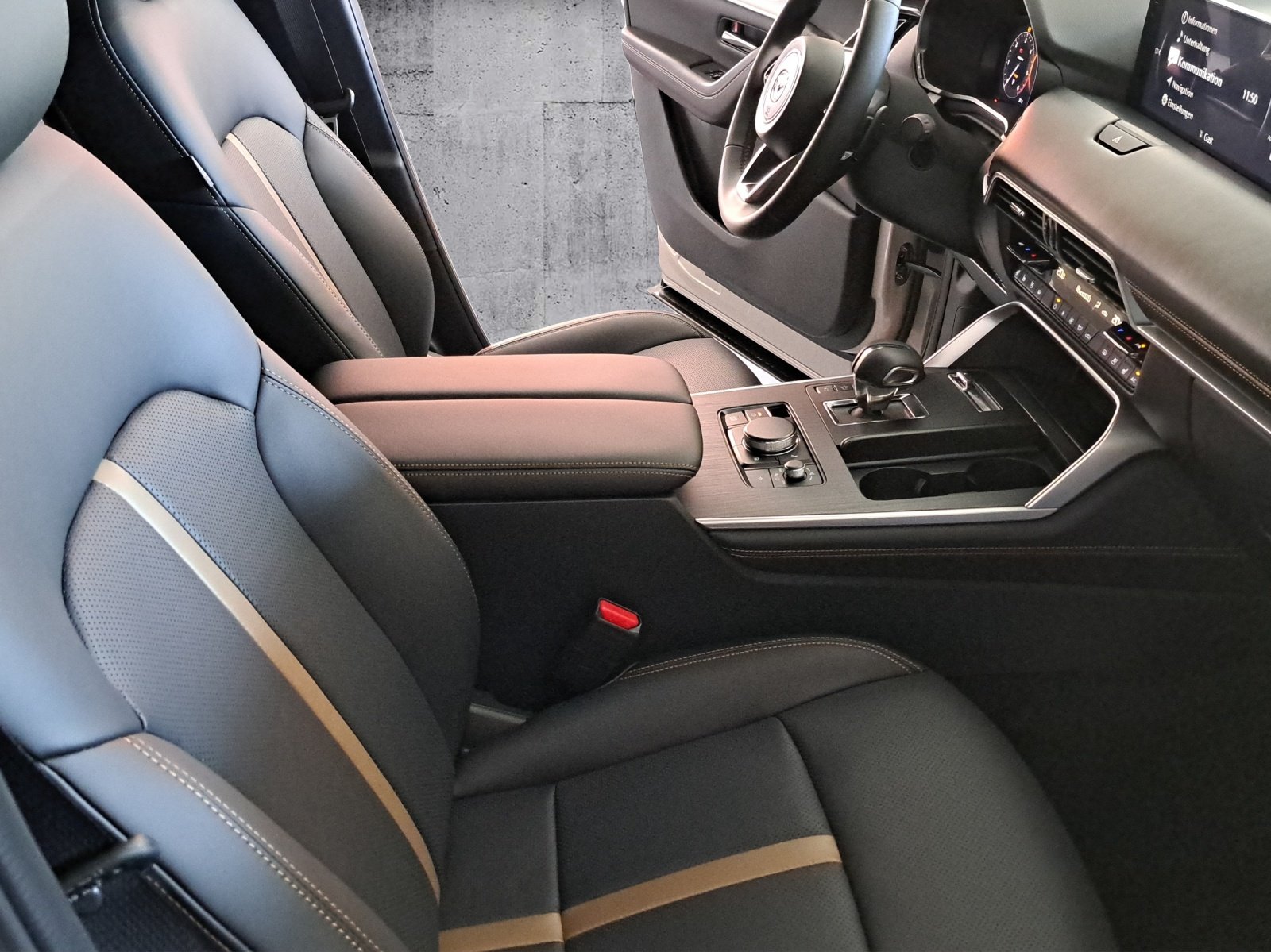 MAZDA CX-60 3.3 D Homura Plus, Hybride Léger Diesel/Électricité, Voiture nouvelle, Automatique - 4