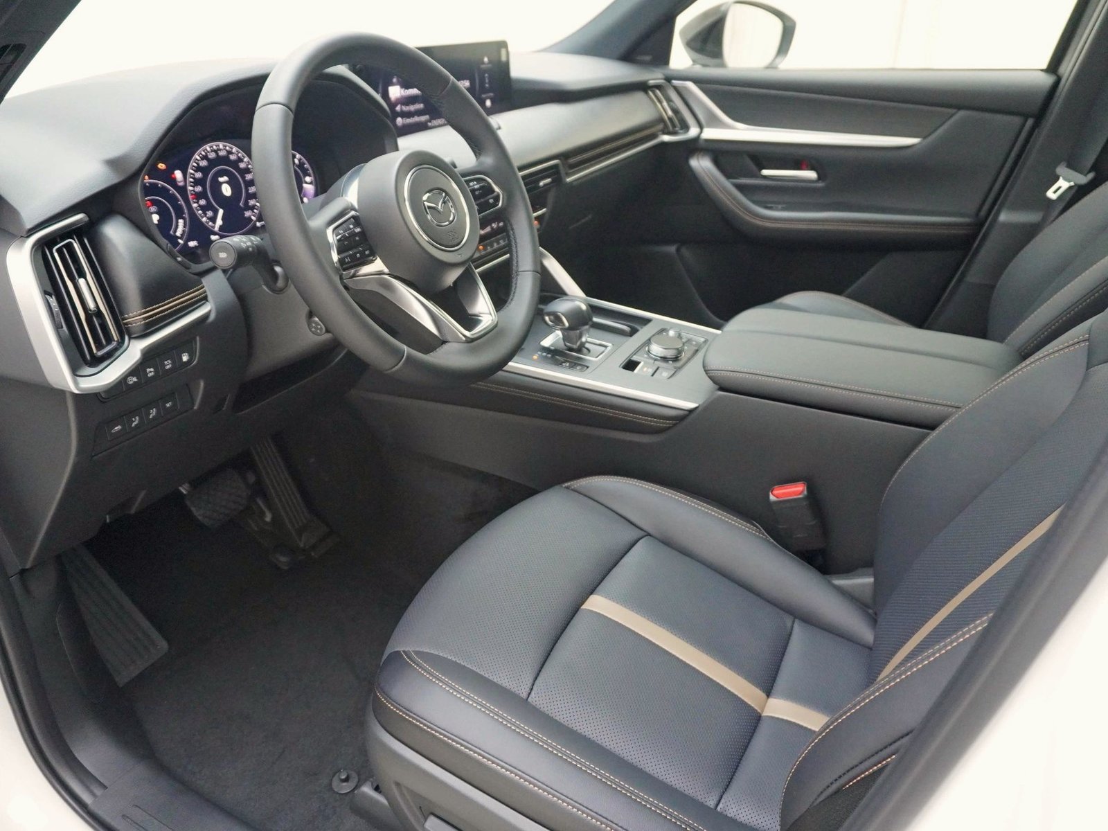 MAZDA CX-60 2.5 PHEV Homura Plus Gratis Mazda Service Pack 4, Plug-in-Hybrid Benzina/Elettrica, Auto nuove, Automatico - 7