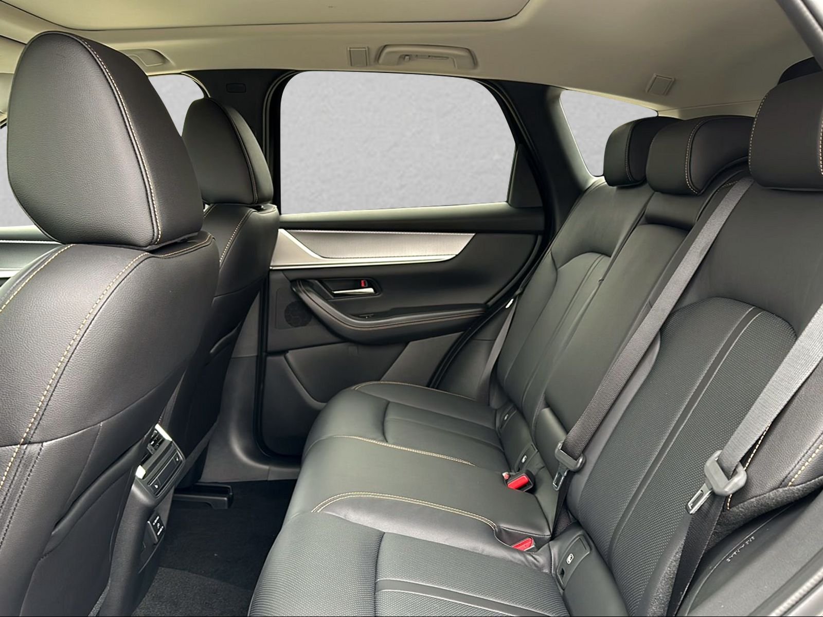 MAZDA CX-60 2.5 PHEV Homura AWD, Plug-in-Hybrid Benzin/Elektro, Occasion / Gebraucht, Automatik - 7