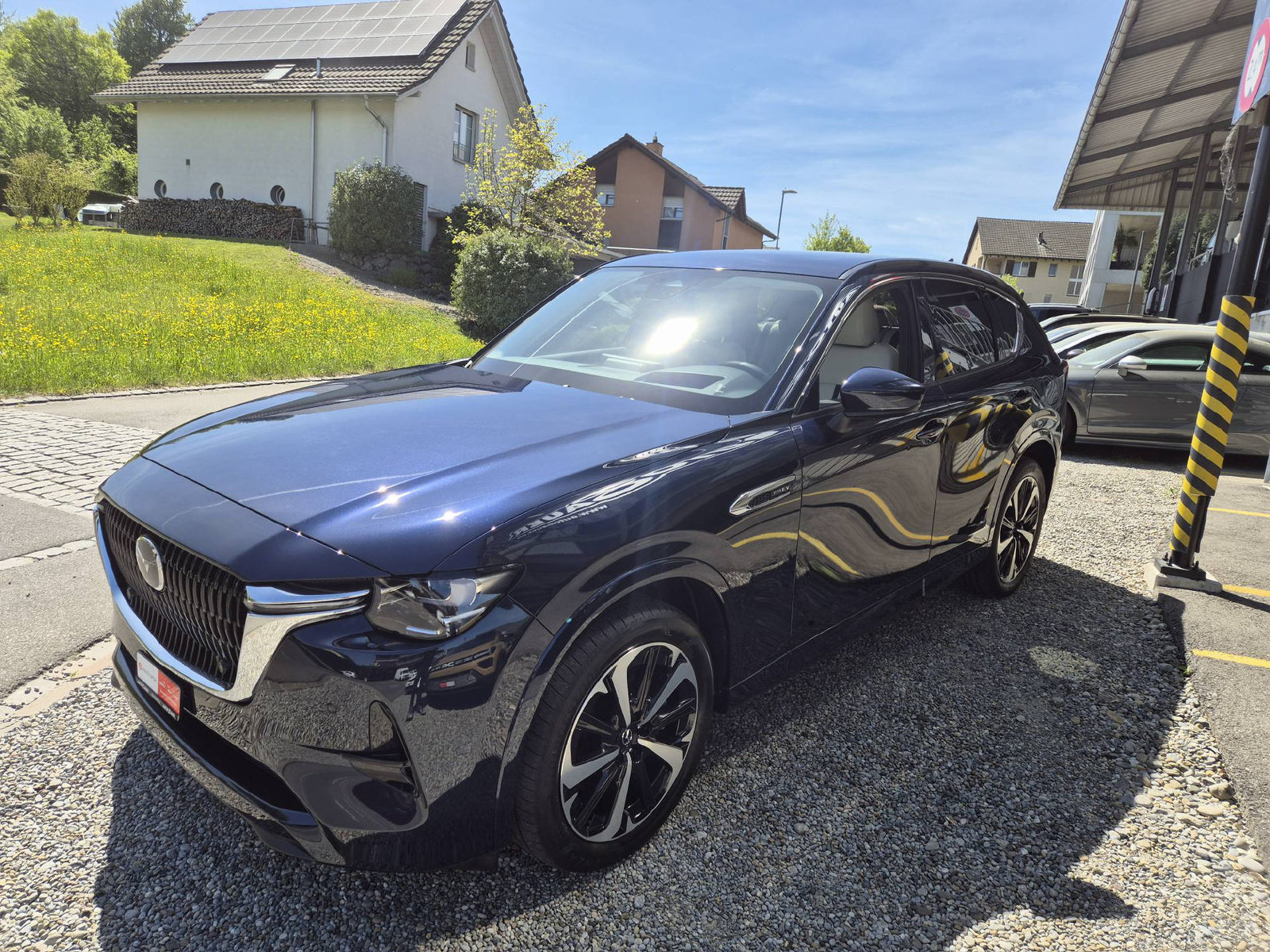 MAZDA CX-60 2.5 PHEV Takumi, Plug-in-Hybrid Petrol/Electric, Second hand / Used, Automatic - 3