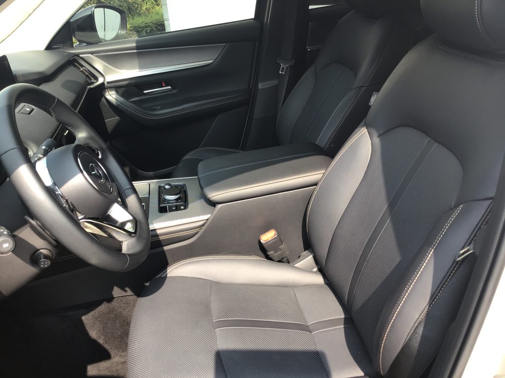 MAZDA CX-60 3.3 D Homura, Hybride Léger Diesel/Électricité, Occasion / Utilisé, Automatique - 7
