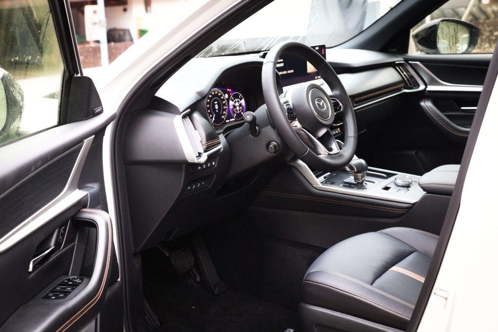 MAZDA CX-60 2.5 PHEV Homura Plus, Plug-in-Hybrid Benzin/Elektro, Vorführwagen, Automatik - 4