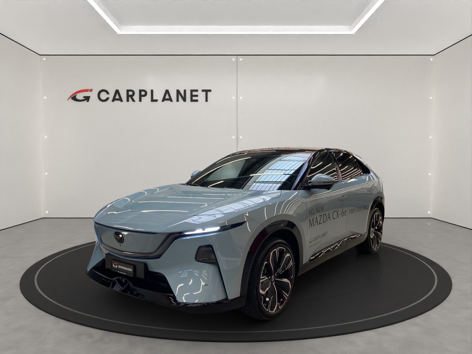 MAZDA CX-6e Takumi