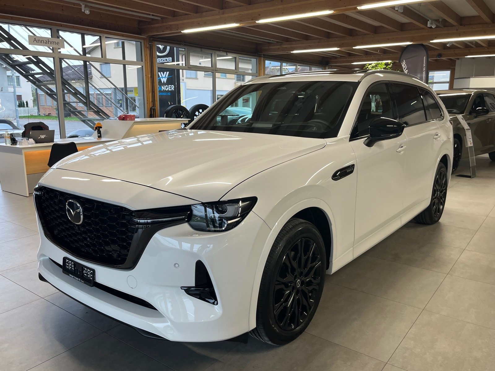 MAZDA CX-80 e-Skyactiv PHEV 327 AWD Homura Plus, Plug-in-Hybrid Benzina/Elettrica, Auto nuove, Automatico - 3