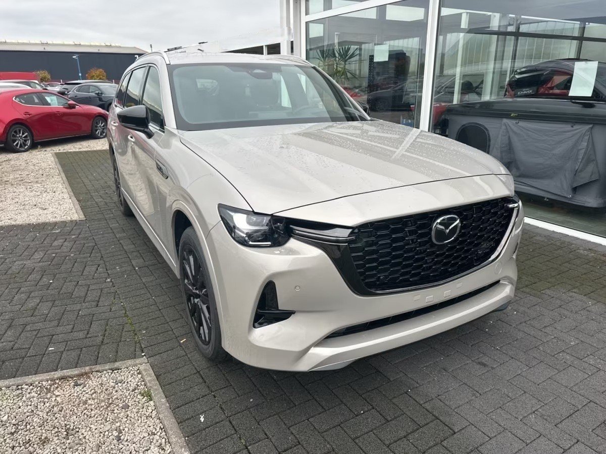MAZDA CX-80 e-Skyactiv PHEV 327 AWD Homura 7 Sitzer, Hybride Rechargeable Essence/Électricité, Voiture nouvelle, Automatique - 2