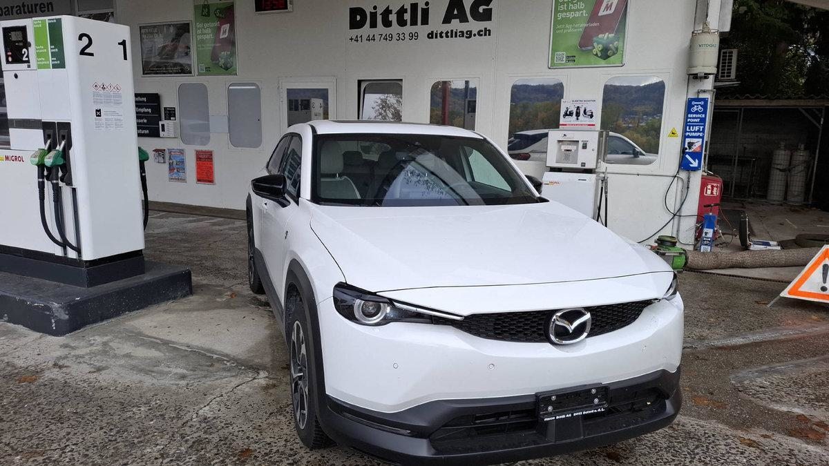 MAZDA MX-30 e-Skyactiv R-EV Makoto, Plug-in-Hybrid Benzin/Elektro, Occasion / Gebraucht, Automatik - 3