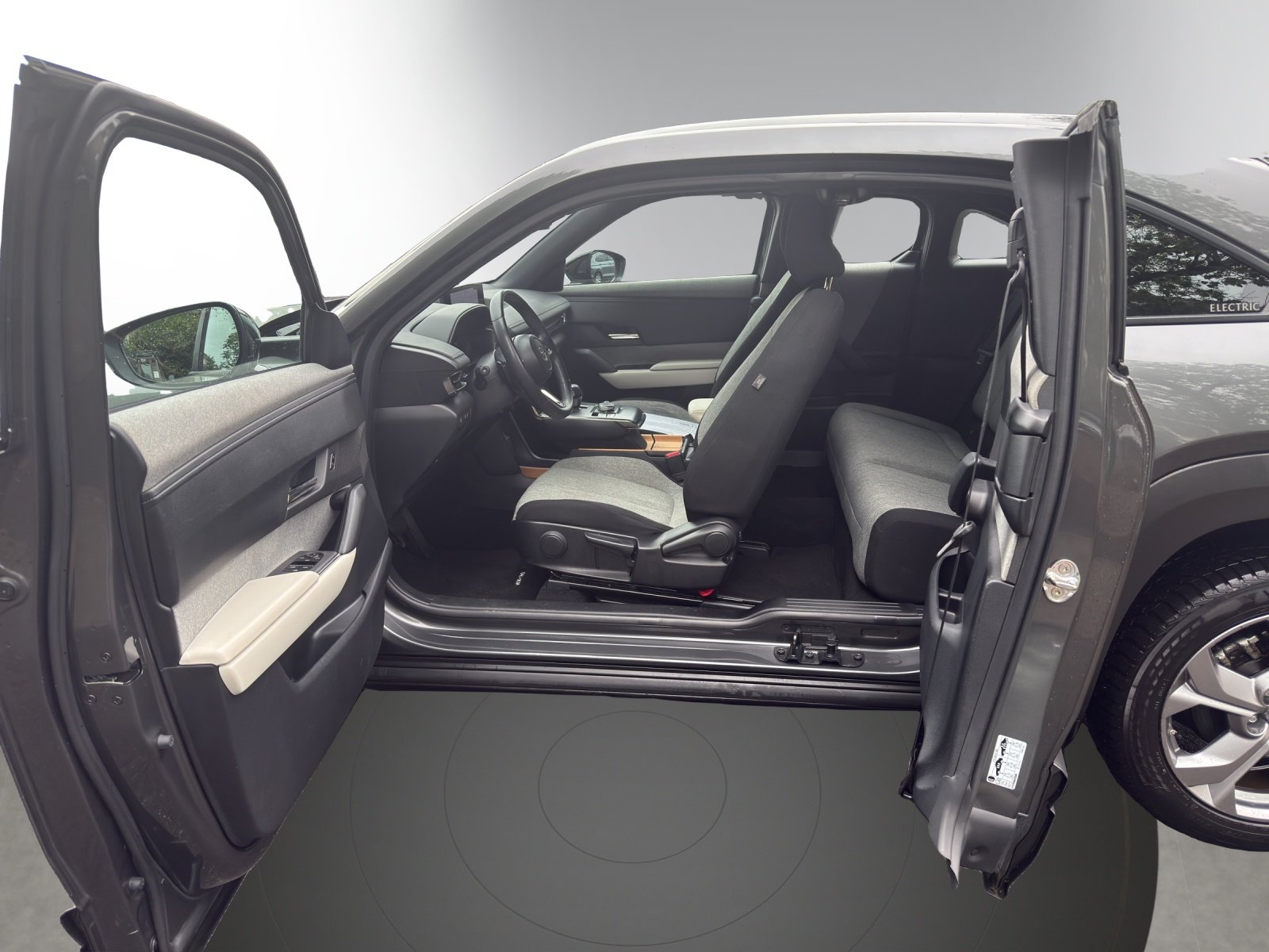 MAZDA MX-30 e-Skyactiv Ambition Plus, Electric, Second hand / Used, Automatic - 5
