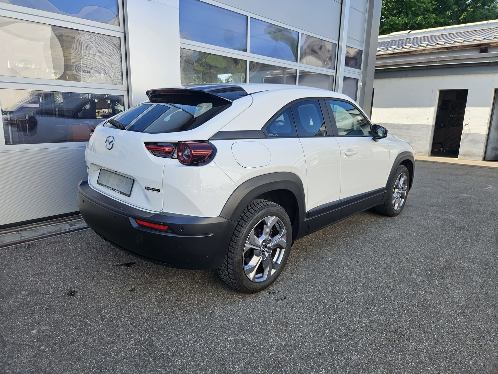 MAZDA MX-30 e-Skyactiv Ambition Plus, Elektro, Occasion / Gebraucht, Automatik - 3
