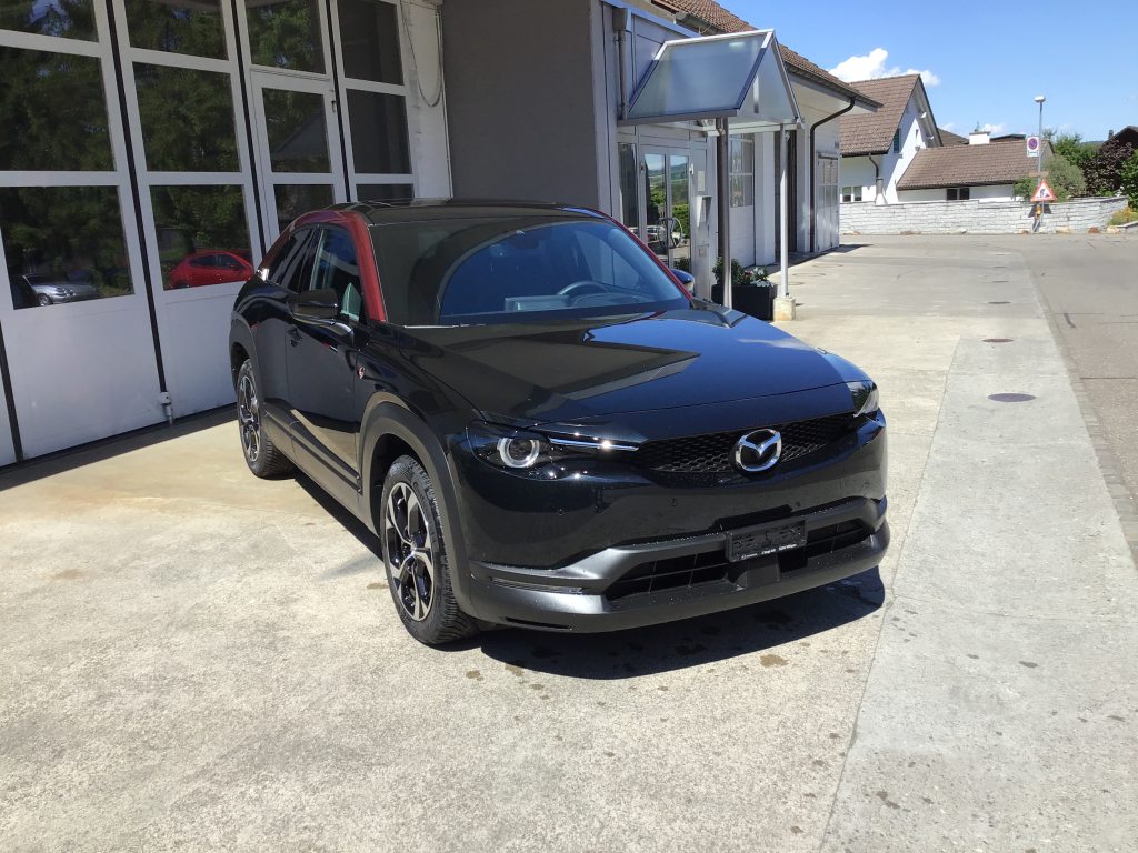 MAZDA MX-30 e-Skyactiv R-EV Edition R, Plug-in-Hybrid Petrol/Electric, Second hand / Used, Automatic - 2