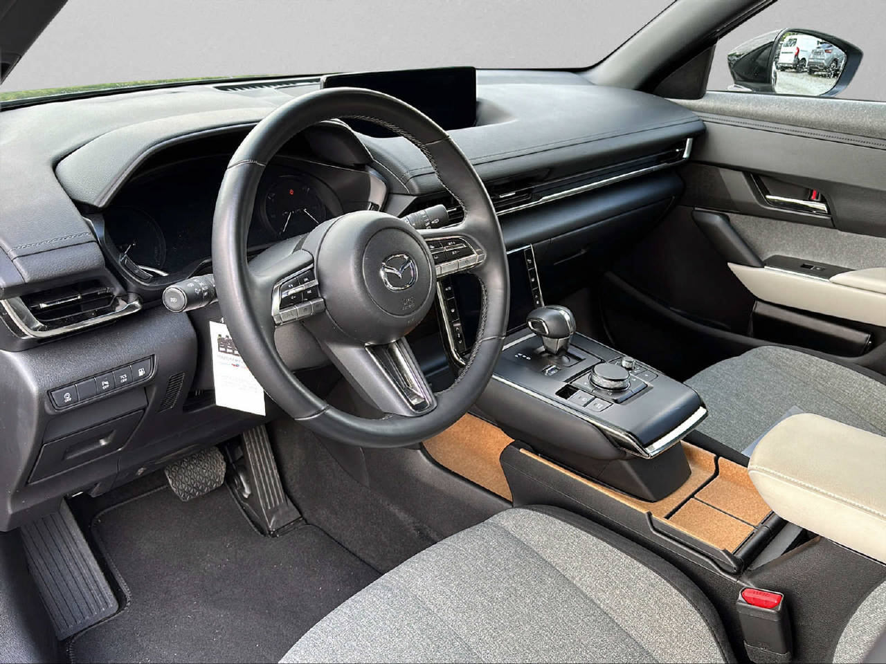 MAZDA MX-30 e-Skyactiv R-EV Exclusive-line, Hybride Rechargeable Essence/Électricité, Voiture de démonstration, Automatique - 3