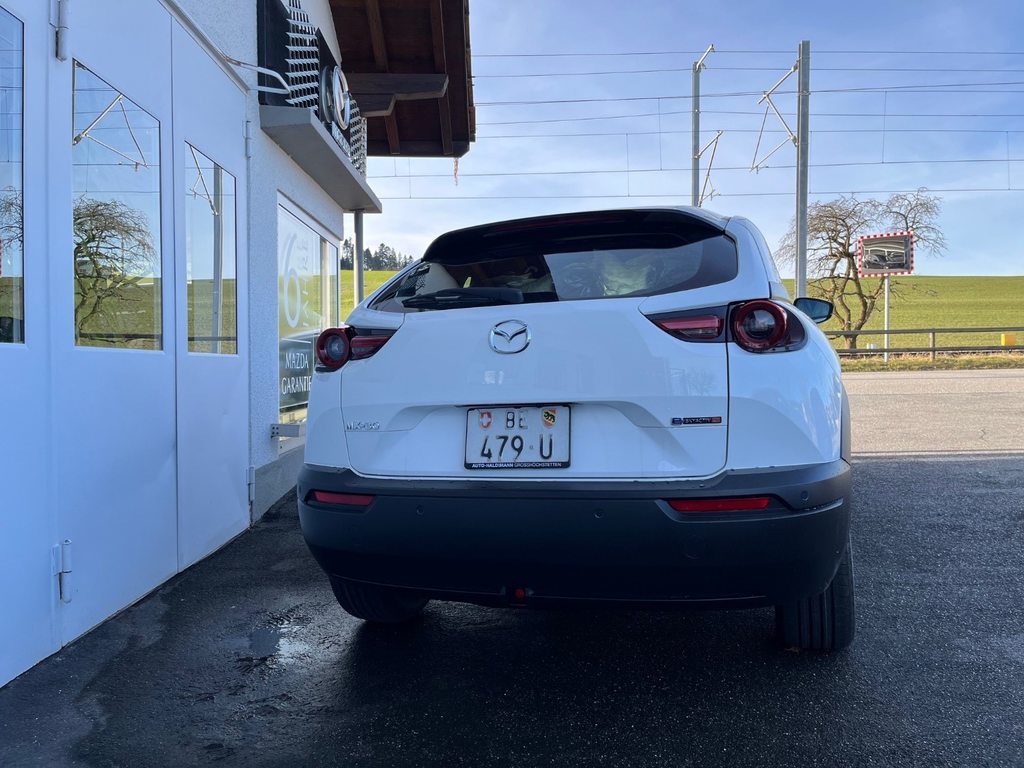MAZDA MX-30 e-Skyactiv R-EV Prime-Line, Plug-in-Hybrid Benzina/Elettrica, Auto dimostrativa, Automatico - 4