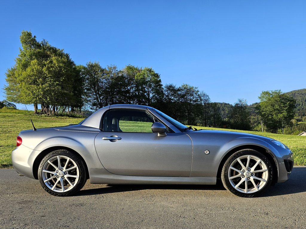 MAZDA MX-5 2.0 Sport HARDTOP, Petrol, Second hand / Used, Manual - 6