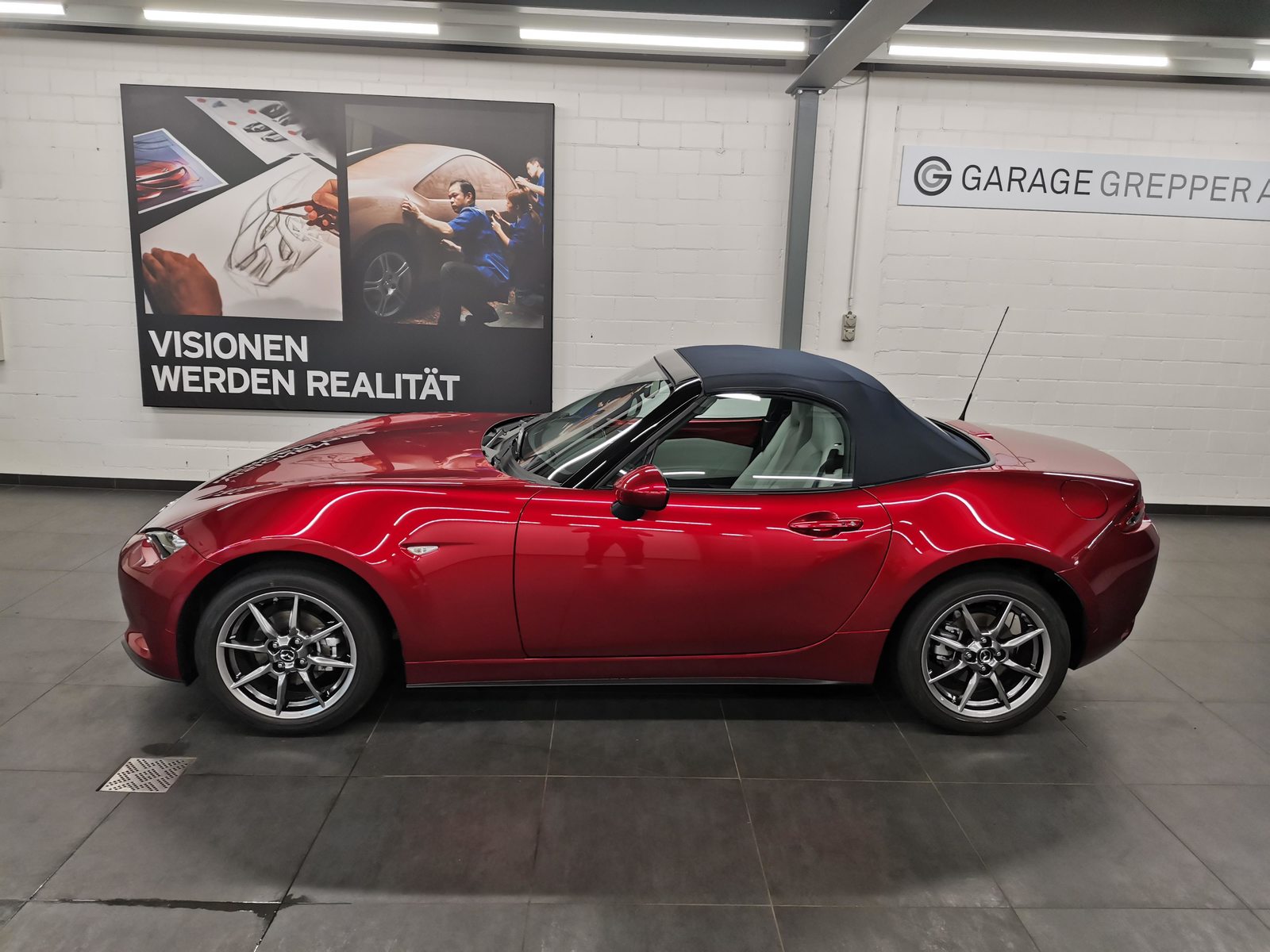 MAZDA MX-5 1.5 Kizuna, Petrol, Second hand / Used, Manual - 3