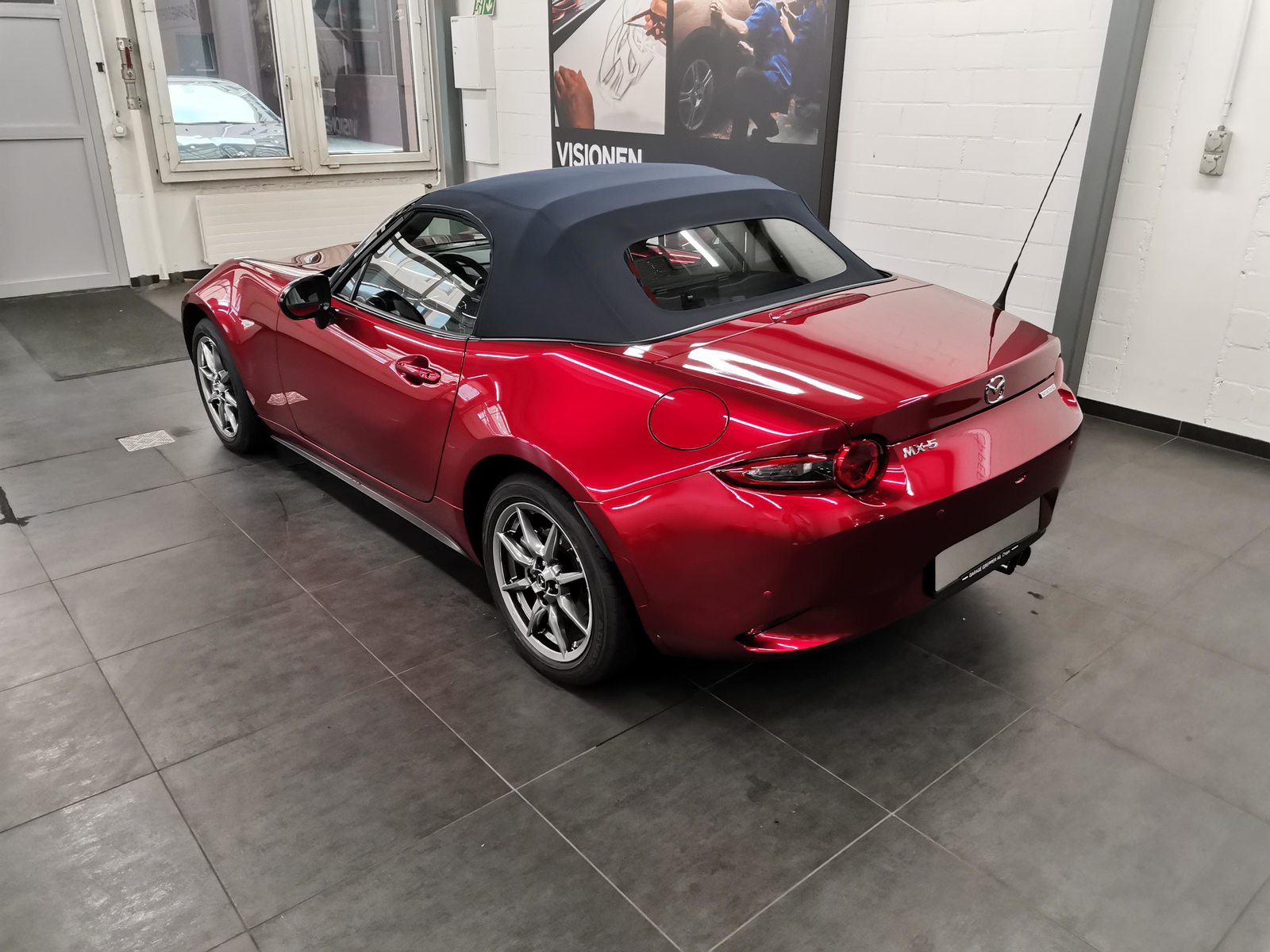 MAZDA MX-5 1.5 Kizuna, Petrol, Second hand / Used, Manual - 4