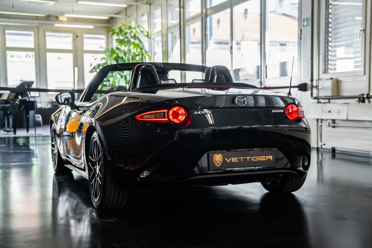 MAZDA MX-5 SKYACTIV-G 184 Revolution, Petrol, Second hand / Used, Manual - 5