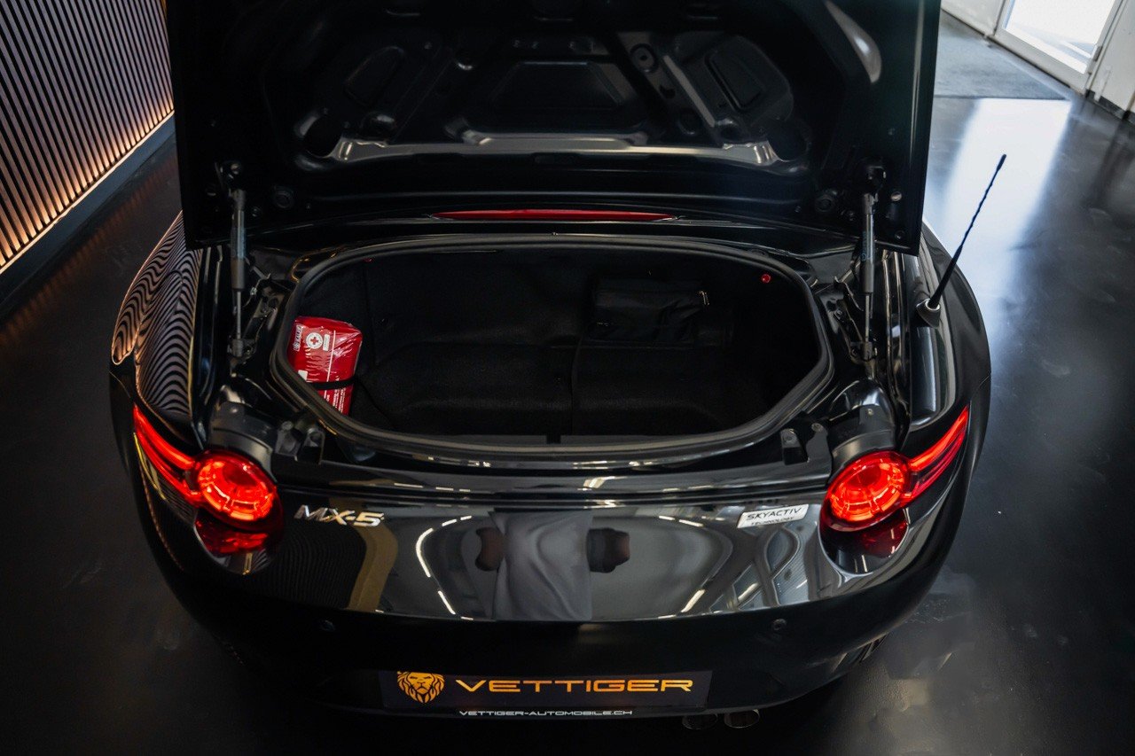 MAZDA MX-5 SKYACTIV-G 184 Revolution, Petrol, Second hand / Used, Manual - 7