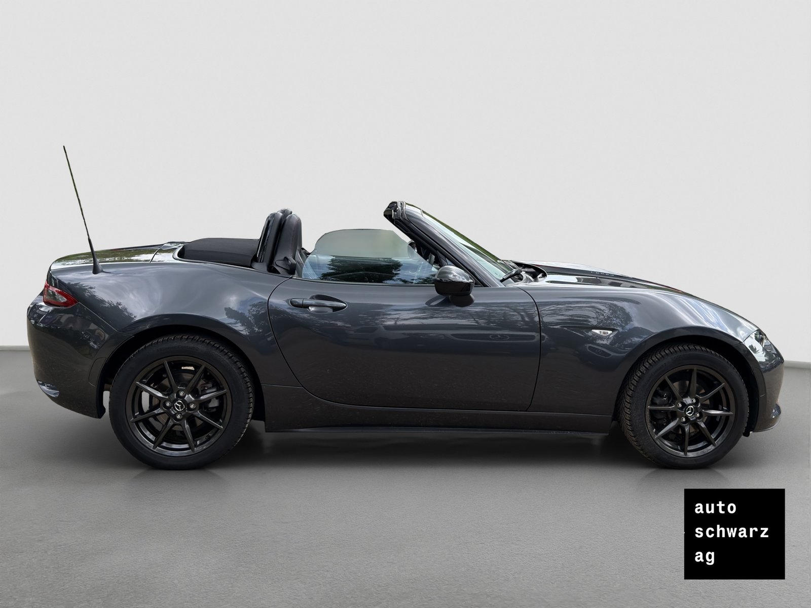 MAZDA MX-5 SKYACTIV-G 131 Revolution, Petrol, Second hand / Used, Manual - 4
