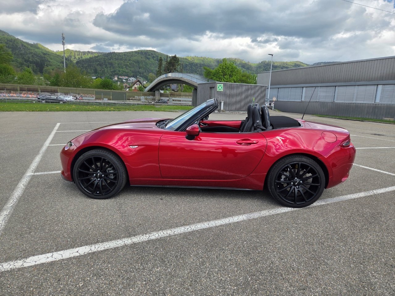 MAZDA MX-5 SKYACTIV-G 160 Revolution, Benzin, Occasion / Gebraucht, Handschaltung - 2