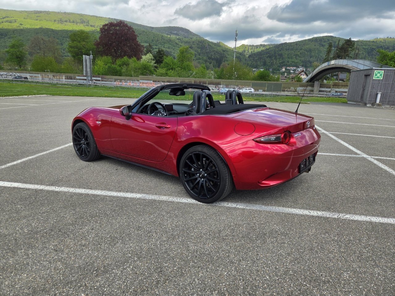 MAZDA MX-5 SKYACTIV-G 160 Revolution, Benzin, Occasion / Gebraucht, Handschaltung - 3