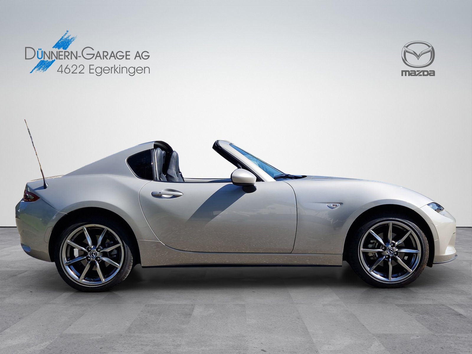 MAZDA MX-5 RF SKYACTIV-G 184 Revolution, Benzin, Occasion / Gebraucht, Handschaltung - 2