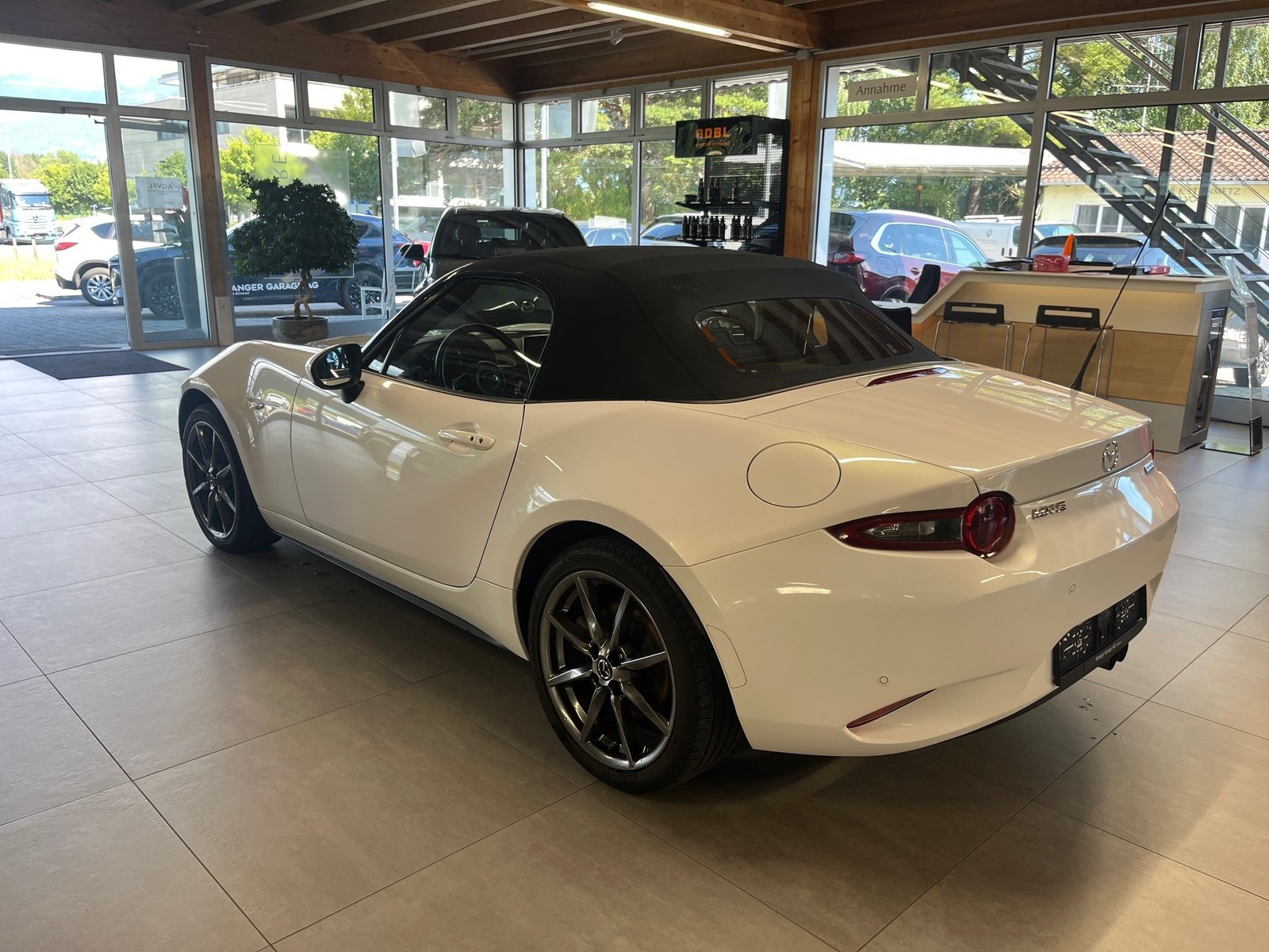 MAZDA MX-5 SKYACTIV-G 160 Revolution, Benzin, Occasion / Gebraucht, Handschaltung - 5