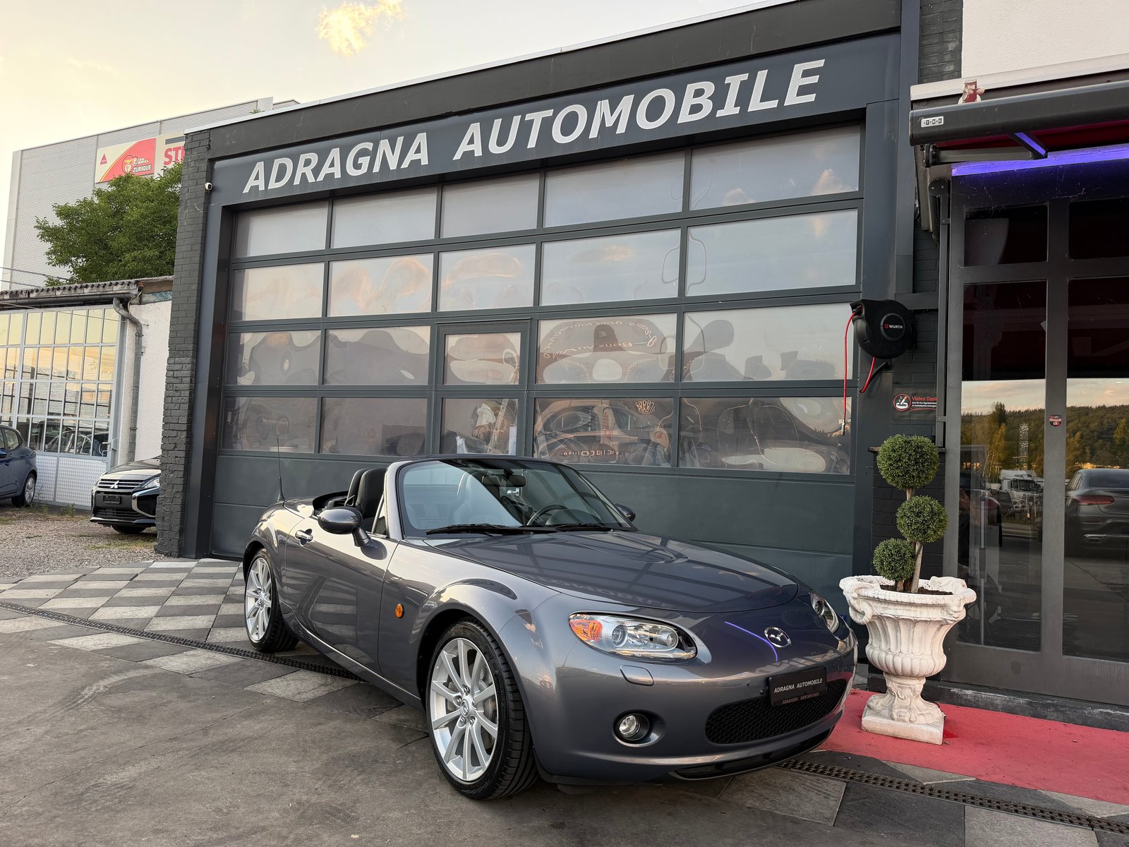 MAZDA MX-5 Roadster-Coupé 2.0i 16V Sport, Benzin, Occasion / Gebraucht, Handschaltung - 4
