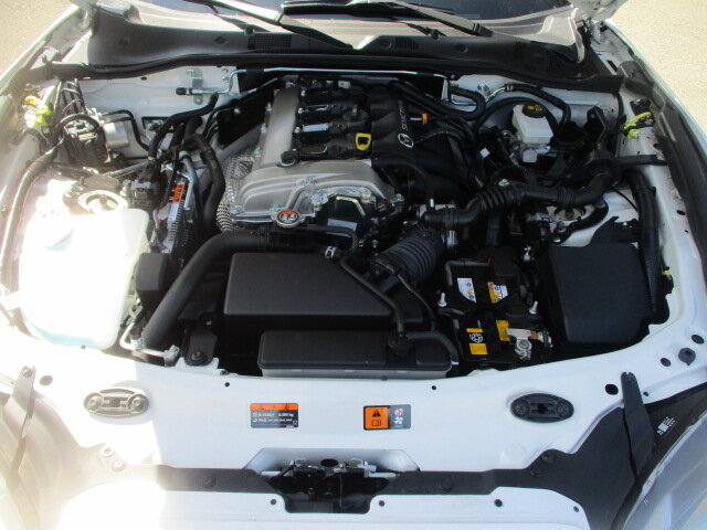 MAZDA MX-5 2.0 Kazari, Petrol, Second hand / Used, Manual - 5