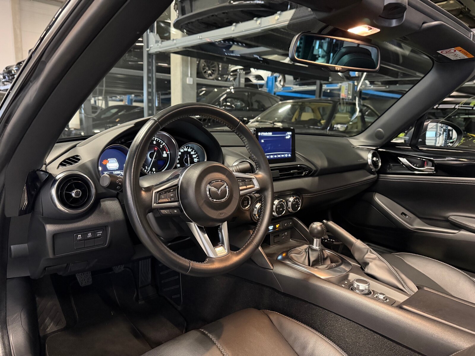 MAZDA MX-5 SKYACTIV-G 184 Revolution, Essence, Occasion / Utilisé, Manuelle - 7