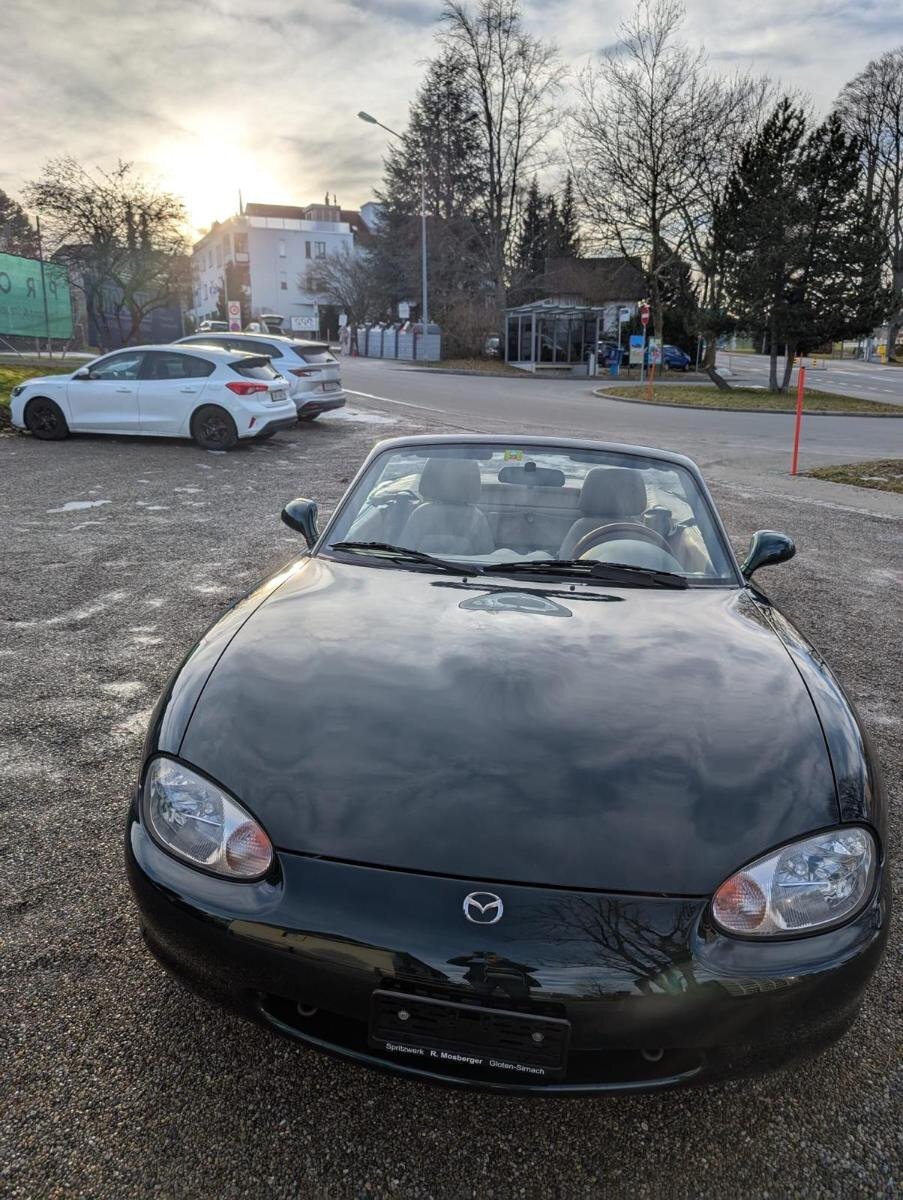 MAZDA MX-5 1.8i-16V Youngster