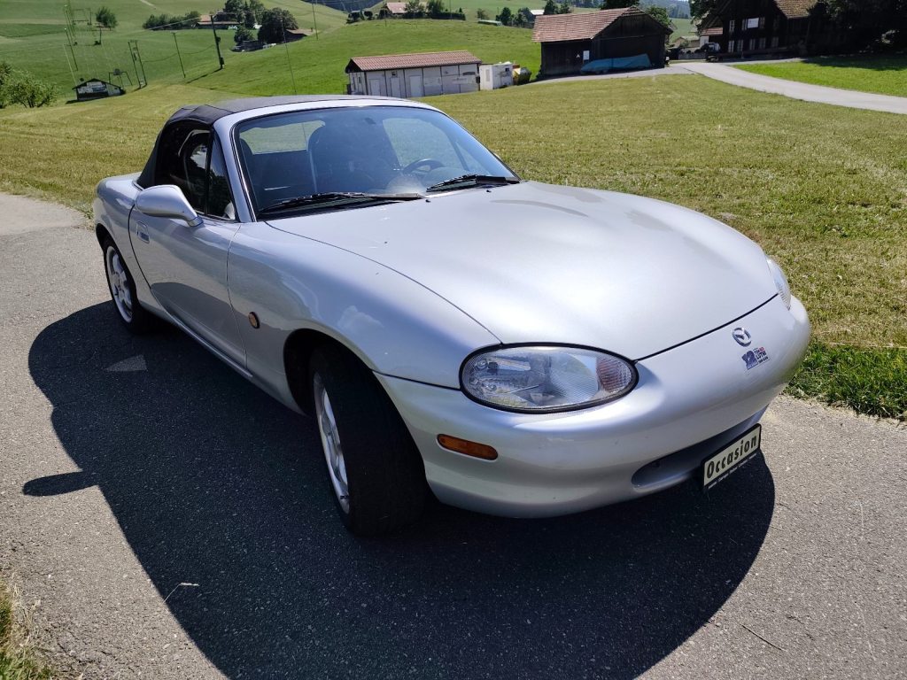 MAZDA MX-5 1.6i-16V SE Youngster, Essence, Occasion / Utilisé, Manuelle - 5