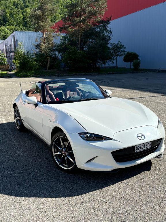 MAZDA MX-5 2.0 100th Anniversary, Petrol, Second hand / Used, Manual - 2