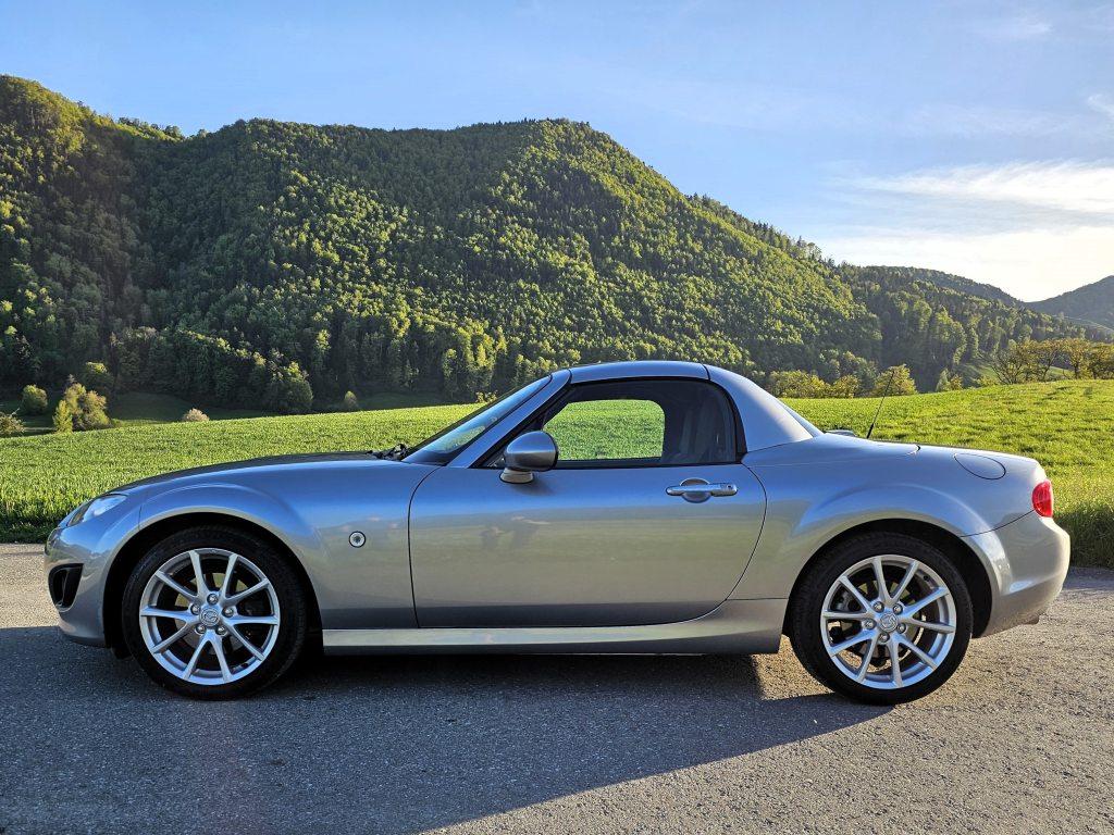 MAZDA MX-5 2.0 Sport HARDTOP, Petrol, Second hand / Used, Manual - 2