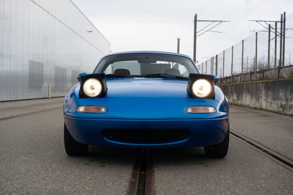 MAZDA MX-5 1.6, Petrol, Classic, Manual - 2