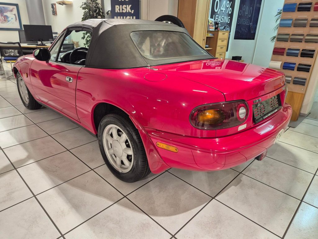 MAZDA MX-5 1.6i, Petrol, Classic, Manual - 3