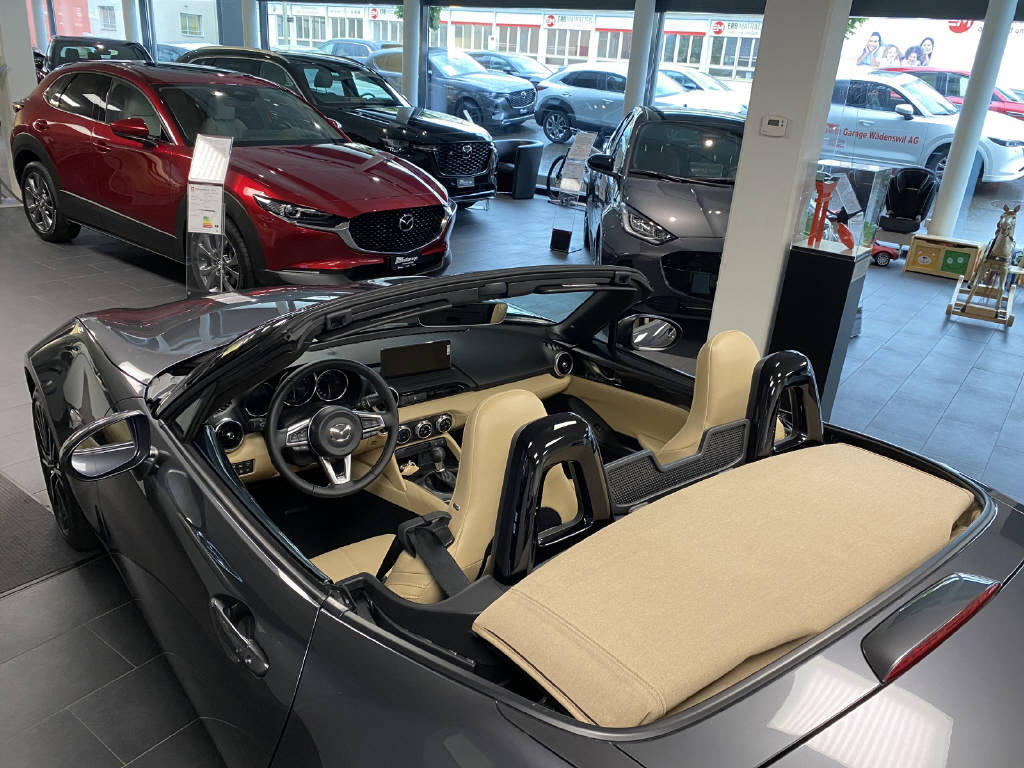 MAZDA MX-5 SG184 MT Kazari, Essence, Voiture de démonstration, Manuelle - 3