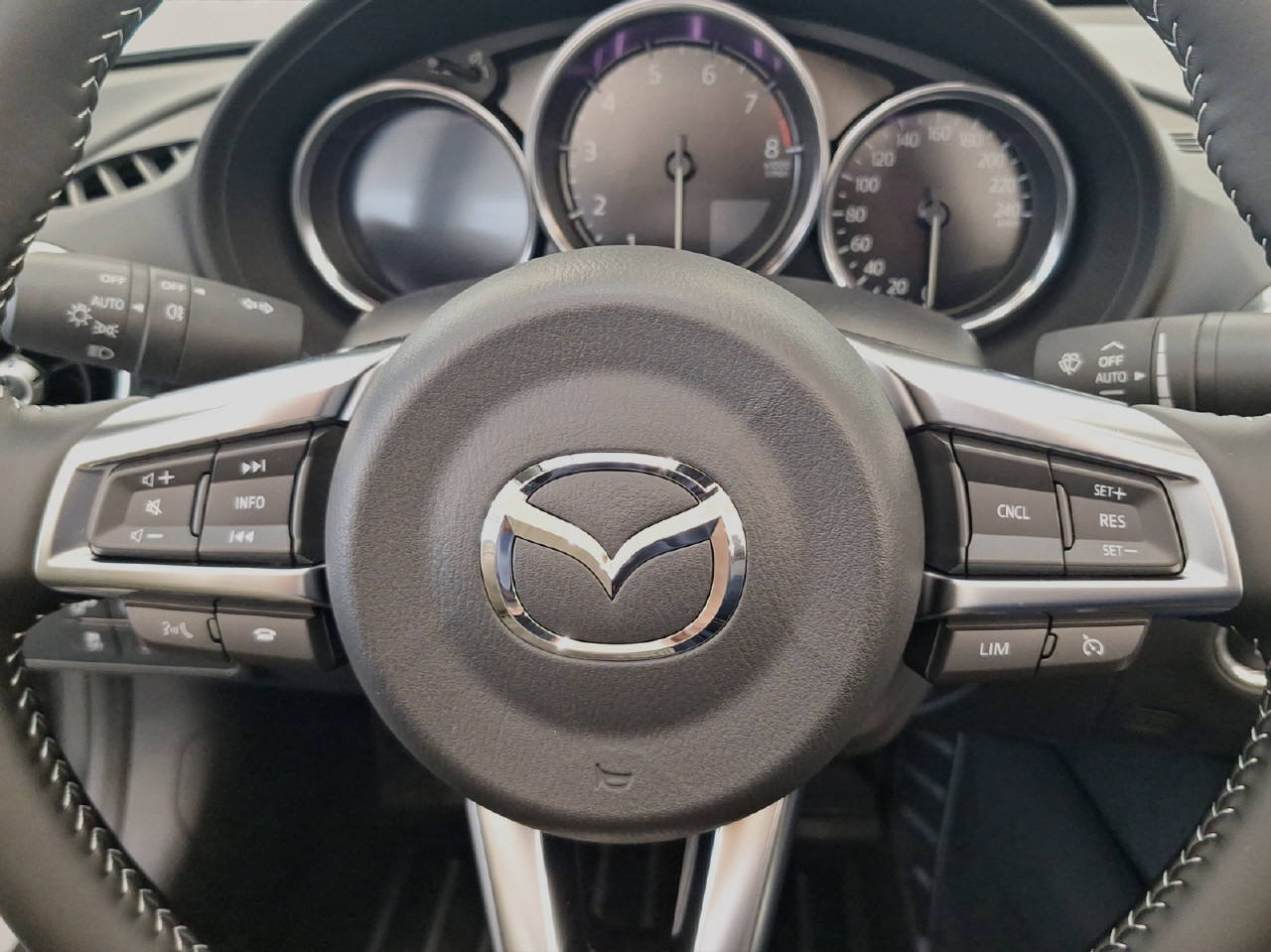 MAZDA MX-5 1.5 132 PS Exclusive-Line, Benzin, Vorführwagen, Handschaltung - 7