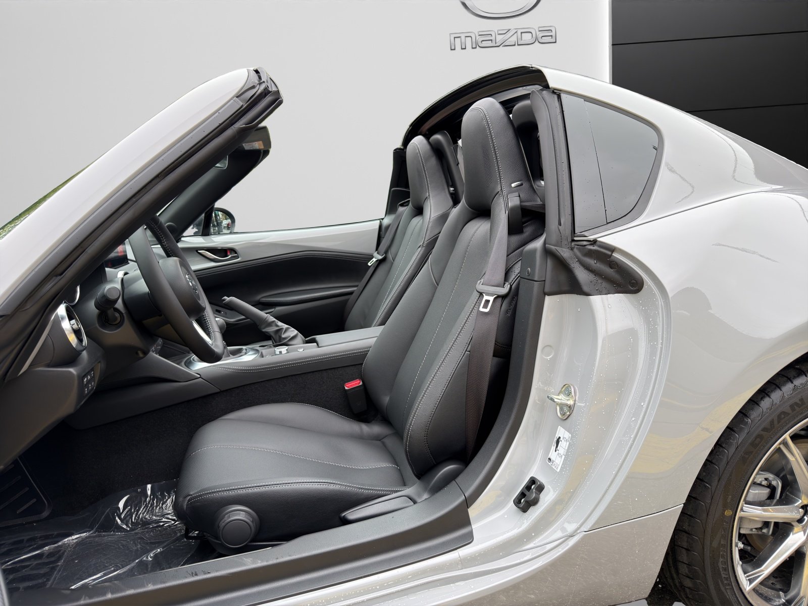 MAZDA MX-5 RF Skyactiv-G 132 Exclusive-line, Benzin, Vorführwagen, Handschaltung - 5