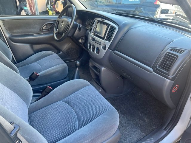 MAZDA TRIBUTE 2.0 16V 4x4, Benzin, Occasion / Gebraucht, Handschaltung - 6